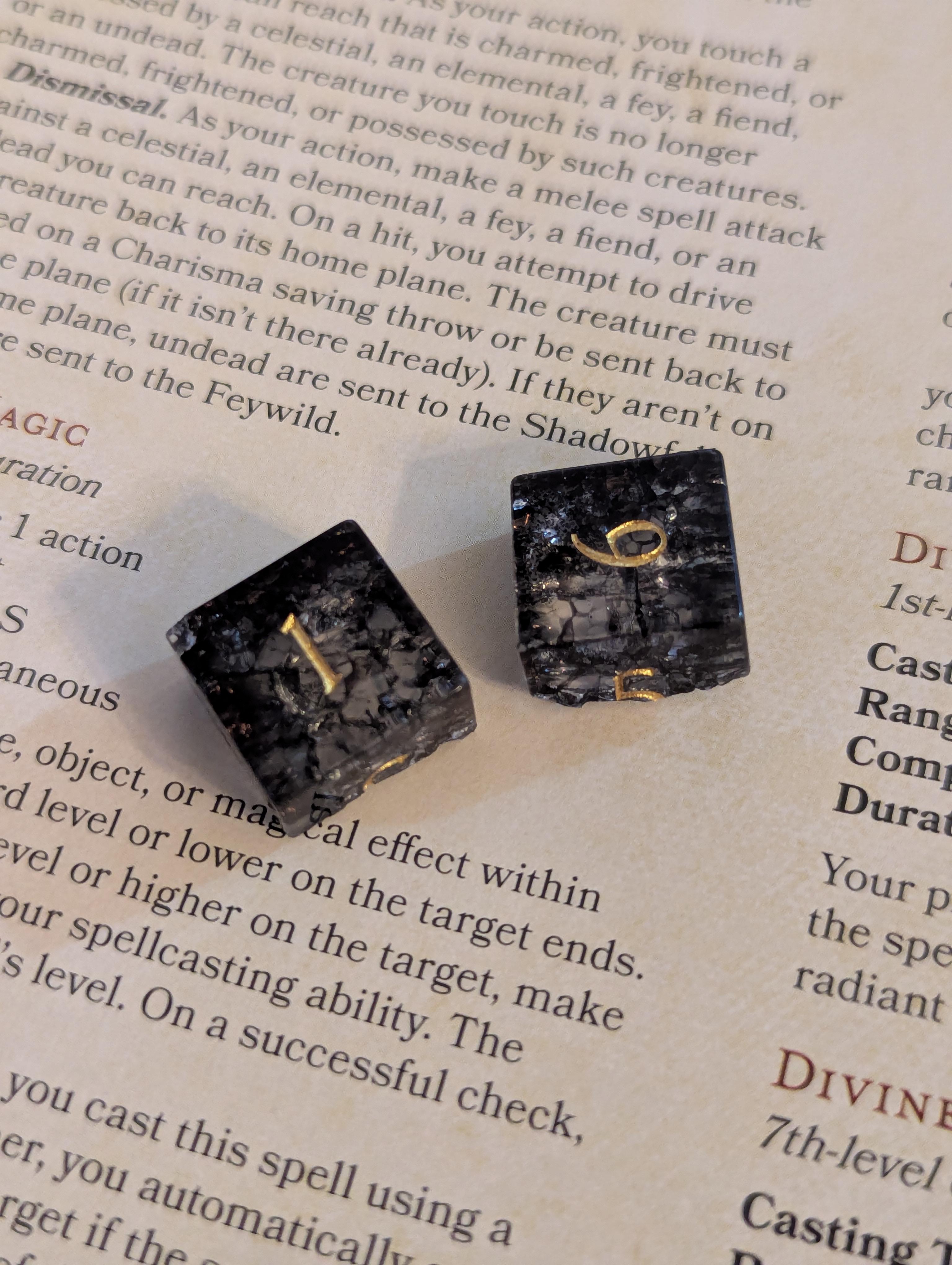 r/DnD - [OC] One of the players in my group just rolled a 7 on a d6. The glass die broke in half
