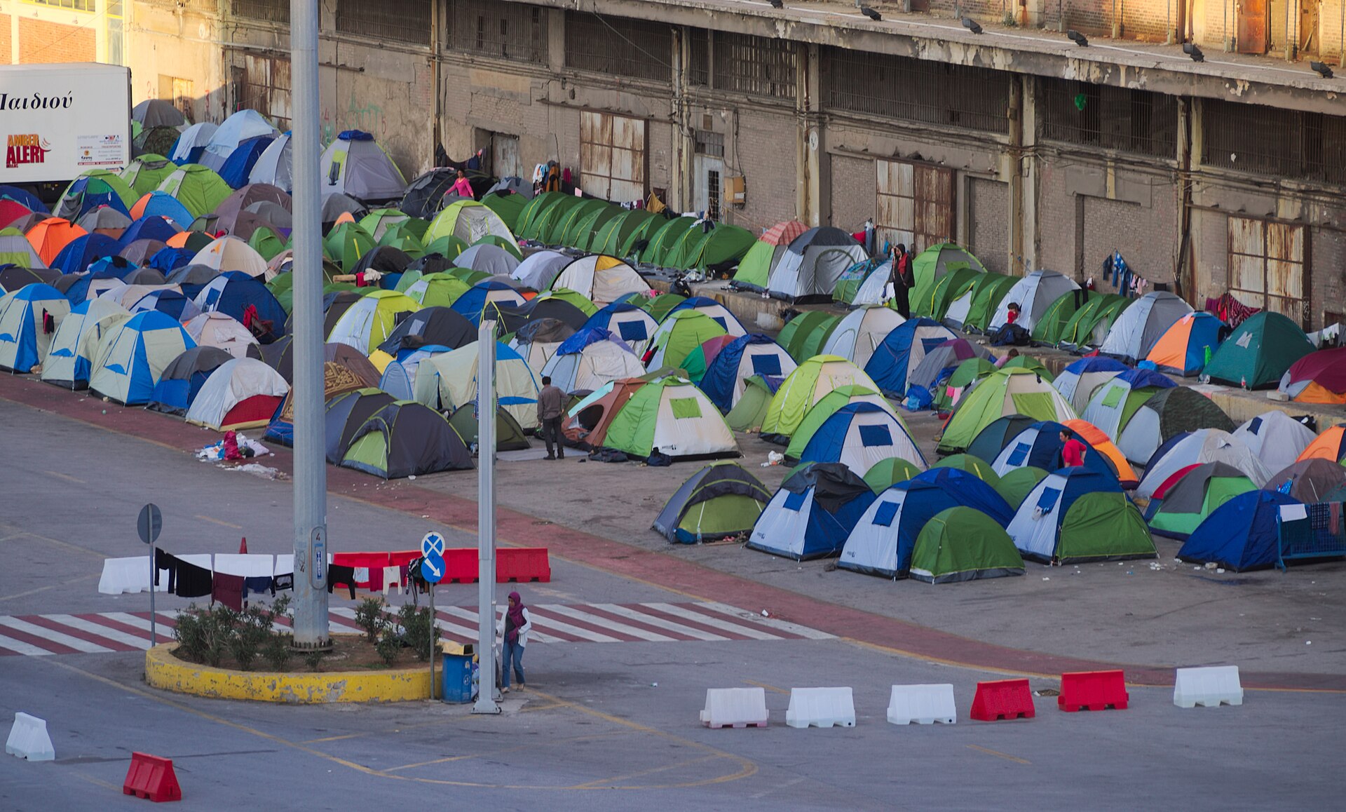 The EU's new returns policy would authorise home visits and outsource detention facilities outside of the bloc's territory
