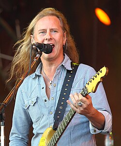 Cantrell 2010.